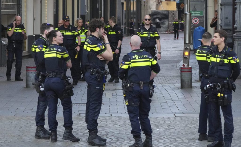 Έκρηξη σε εβραϊκό σχολείο στο Άμστερνταμ