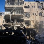 Live: Πυραυλική επίθεση με τραυματίες στο Τελ Αβίβ – Το Ιράν φοβάται να παραδεχτεί ότι θέλει συμφωνία, λέει ο Τραμπ