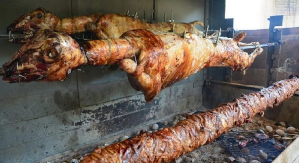 Κτηνοτρόφοι χάνουν χιλιάδες ευρώ από σφαγές υπό τον φόβο ζωονόσων - Πρόβλημα η απαγόρευση συκωταριάς • Έλληνας Αγρότης