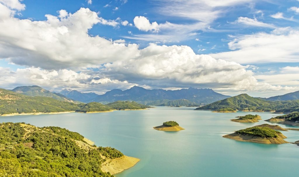 Στο προσκήνιο ξανά ο Αχελώος, χαμόγελα στον Θεσσαλικό κάμπο για το αρδευτικό