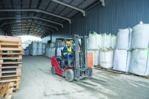 Σταύρος Μπέγκας: Από ένα μικρό μαγαζί στη Χαλάστρα, στην κυριαρχία στο εμπόριο ρυζιού • Έλληνας Αγρότης