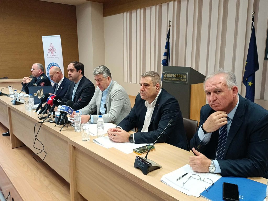 Στη μάχη της φετινής αντιπυρικής περιόδου 923 πυροσβέστες, 602 εθελοντές, 7 αεροσκάφη PZL και 11 drones στην Περιφέρεια ΑΜ-Θ