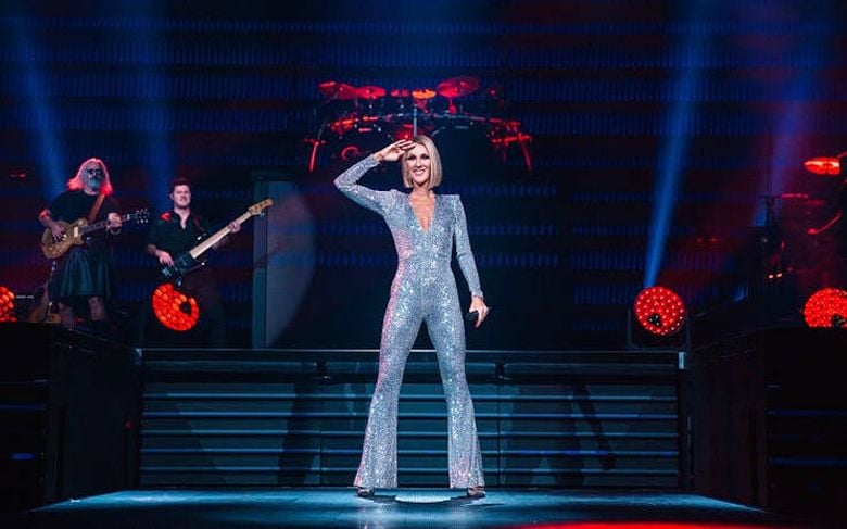 Η Σελίν Ντιόν επιστρέφει σε συναυλίες στο Παρίσι μετά πολυετή απουσία