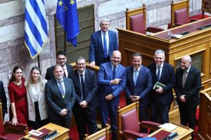 Βουλή: Ψηφίστηκε κατά πλειοψηφία η Ενεργειακή Συμφωνία Ελλάδας με Chevron και Helleniq Energy