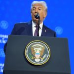 «Ο πόλεμος στο Ιράν έχει λίγο-πολύ ολοκληρωθεί» φέρεται να δήλωσε ο Τραμπ και έπεσαν οι τιμές του πετρελαίου