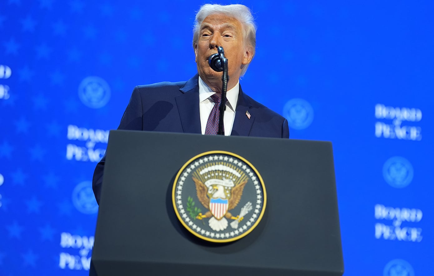 «Ο πόλεμος στο Ιράν έχει λίγο-πολύ ολοκληρωθεί» φέρεται να δήλωσε ο Τραμπ και έπεσαν οι τιμές του πετρελαίου