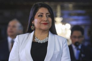 Περού: Παραιτήθηκε η πρωθυπουργός Μιράγιες