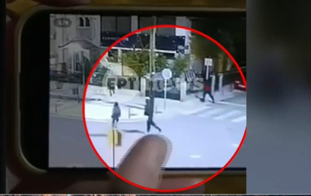Νέο βίντεο ντοκουμέντο καταγράφει την κατάρρευση του 20χρονου Κλεομένη μετά τη φονική συμπλοκή στη Θεσσαλονίκη