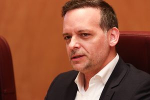 Δούκας για διαγραφή Κωνσταντινόπουλου: Δεν αντιμετωπίζονται έτσι τα προβλήματα και δεν βελτιώνεται η εικόνα του ΠΑΣΟΚ - ertnews.gr