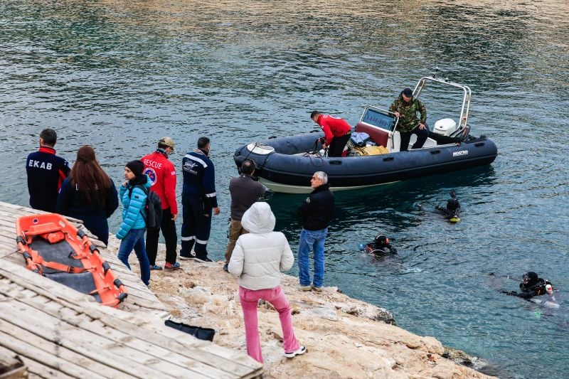 Εντοπίστηκε η σορός του 34χρονου δύτη στα Λιμανάκια Βουλιαγμένης
