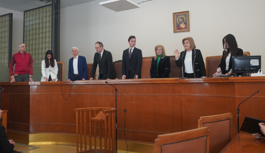Λάρισα: Μαθητές σε ρόλο… δικαστή – Αναπαράσταση δίκης στο Εφετείο Λάρισας