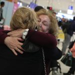 Επαναπατρίστηκαν 450 Έλληνες από το Ντουμπάι – «Ακούγαμε συνέχεια μπαμ, μπαμ, μπαμ»