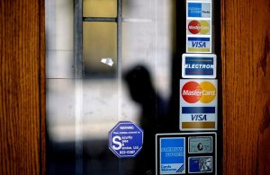 Ταμείο Ανάκαμψης φέρνει επενδύσεις 19,5 δισ. ευρώ μέσω τραπεζών στην οικονομία