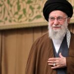 Το Ιράν επιβεβαίωσε το θάνατο Χαμενεΐ, απειλές για σκληρά αντίποινα σε Ισραήλ, ΗΠΑ