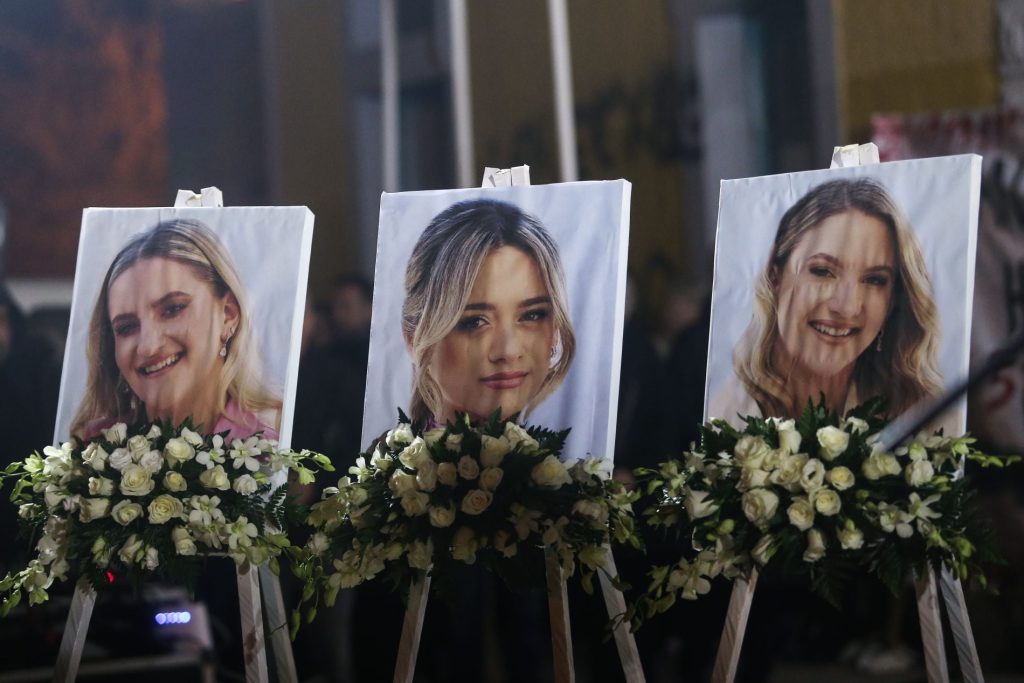 Φωτογραφίες, κορίτσια Πλακιά, Τέμπη, ΟΣΕ Καλαμπάκας