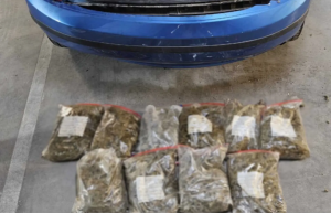 Έκρυβε πέντε κιλά κάνναβης στον προφυλακτήρα αυτοκινήτου