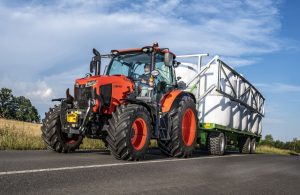 Αλλάζει τα δεδομένα στην κλάση του το τρακτέρ «όλα-σε-ένα» Kubota M6002