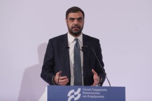 Μαρινάκης: «Έχει έρθει η ώρα να ανοίξει η συζήτηση για να καταργηθεί η ανωνυμία στο διαδίκτυο»