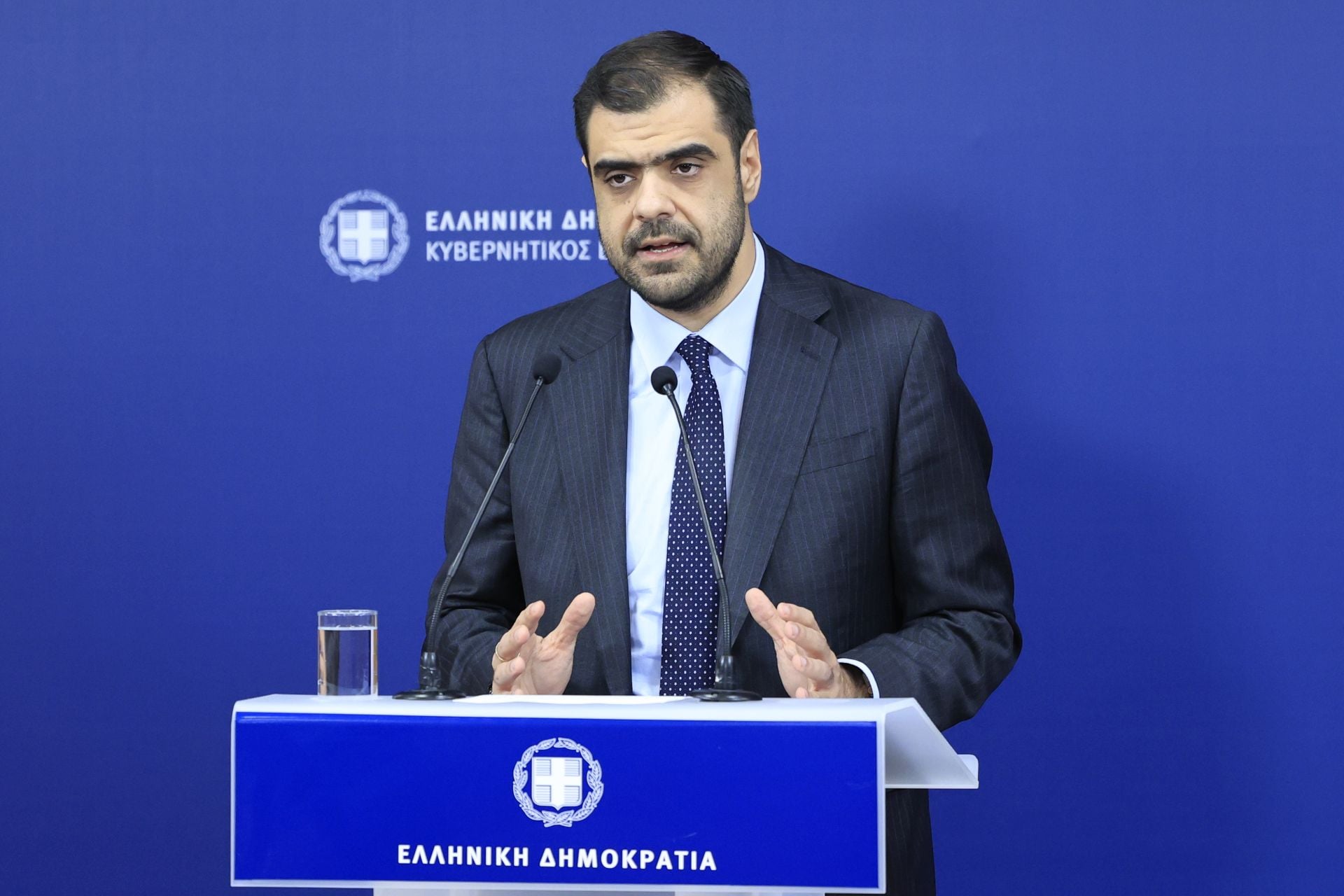 Μαρινάκης: Έτοιμοι για επαναπατρισμό Ελλήνων μόλις αρθούν οι περιορισμοί πτήσεων