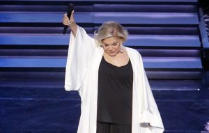 Ο πολιτικός κόσμος τίμησε την εμβηματική ερμηνεύτρια Μαρινέλλα – Αναγνώρισαν τη συνεισφορά της στην ελληνική μουσική και τον πολιτισμό