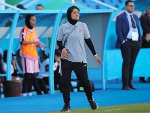 Προπονήτρια εθνικής Ιράν: «Το βαρύ κλίμα που είχε δημιουργηθεί επηρέασε τις παίκτριες κι αποφάσισαν να ζητήσουν άσυλο»