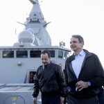Επίσκεψη Μητσοτάκη Χριστοδουλίδη στη φρεγάτα «Κίμων»: «Να ξέρετε πάντα ότι είμαστε εδώ για ό,τι χρειαστεί», είπε ο πρωθυπουργός
