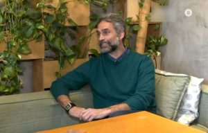 Βαγγέλης Παπαδάκης: Περπατάω στον δρόμο και ξαφνικά μου λένε «εσείς είστε αυτός ο κακιασμένος;»