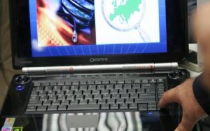 Φρίκη στην Αχαΐα: Συνελήφθη 82χρονος για πορνογραφία ανηλίκων – Είχε και γυμνές φωτογραφίες των εγγονιών του