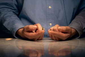 Μόλις 4 χιλιοστά η μικρότερη μπύρα στον κόσμο από την Carlsberg - Beer & Brunch