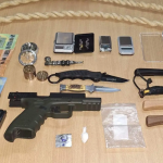 Συνελήφθη στη Ρόδο 45χρονος για ενδοοικογενειακή βία, όπλα και ναρκωτικά