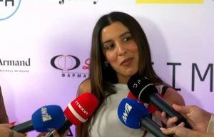 Μαρίνα Σάττι: Επειδή ο μπαμπάς μου ήταν μαύρος, ντρεπόμουν όταν ερχόταν να με πάρει από το φροντιστήριο