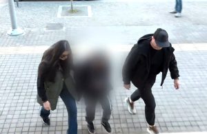 Ανατροπή με τον θάνατο του 82χρονου στα Κουφάλια: Βρέθηκαν προθανάτια κατάγματα – Συνελήφθη η 77χρονη