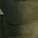 Εξάρχεια: Ζημιές σε είσοδο πολυκατοικίας από «γκαζάκια»