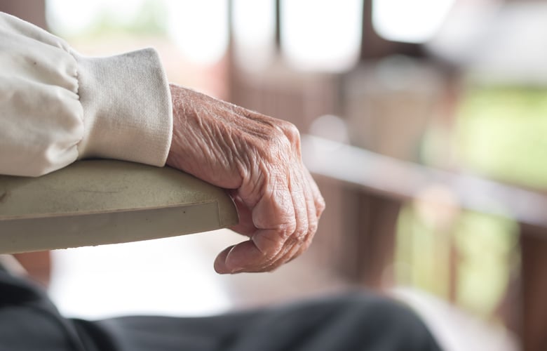 Υπό κράτηση παραμένει η 77χρονη μετά το θάνατο του 82χρονου συζύγου της στα Κουφάλια Θεσσαλονίκης