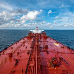 Πώς το «έμφραγμα» στα Στενά του Ορμούζ εκτινάσσει τιμές σε ενέργεια και τρόφιμα – Η απειλή για το πιάτο του καταναλωτή