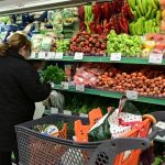 Ακρίβεια στα τρόφιμα και «βουτιά» στις εξαγωγές δείχνουν τα στοιχεία της ΕΛΣΤΑΤ