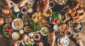 Αιφνιδιαστικοί έλεγχοι σε τρόφιμα έφεραν 62.000€ πρόστιμα για 92 παραβάσεις • Έλληνας Αγρότης