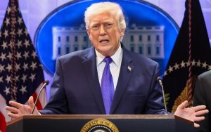 Tο Ιράν φοβάται να παραδεχθεί ότι θέλει συμφωνία λέει ο Τραμπ