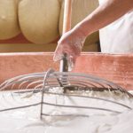 Στη Λέσβο σήμερα ο Πρωτοψάλτης, στις 26/3 έρχονται και οι Ευρωπαίοι - Ανιχνεύτηκε το στέλεχος του ιού • Έλληνας Αγρότης