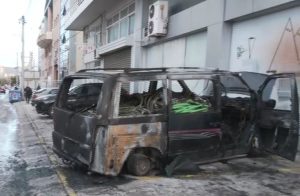 Φωτιά σε ΙΧ στο Περιστέρι τα ξημερώματα – Kαταστράφηκε ολοσχερώς επαγγελματικό όχημα