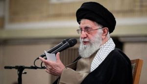 Η Μέση Ανατολή φλέγεται: Επιβεβαιώθηκε ο θάνατος του Χαμενεΐ - Το Ιράν απειλεί με σαρωτικά χτυπήματα