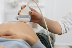 ΗΠΑ: Η πολιτεία Γουαϊόμινγκ απαγόρευσε τις αμβλώσεις μετά τον εντοπισμό καρδιακού παλμού στο έμβρυο