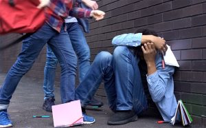 Χειροπέδες σε 15χρονη για επίθεση σε τρεις ανήλικες στον Εύοσμο Θεσσαλονίκης