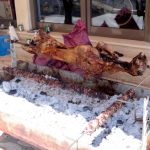 Αυξημένο το συνολικό κόστος για το φετινό πασχαλινό τραπέζι – Ακριβότερο κατά 14-20%, έως και 18 ευρώ το κιλό το αρνί