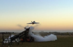 Ιρανικά drones επιτέθηκαν στο αεροδρόμιο του Κουβέιτ – Στις φλόγες δεξαμενές καυσίμων