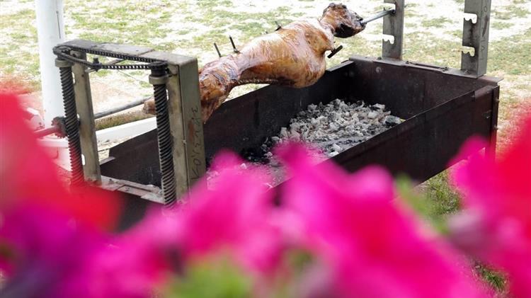 ΥΠΑΑΤ: «Μπλόκο» στις ελληνοποιήσεις και την αισχροκέρδεια