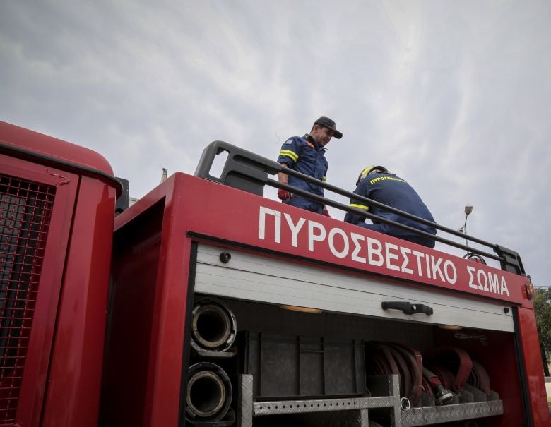 Εκδηλώθηκαν 52 φωτιές το Σαββατοκύριακο και προβληματίζουν την ηγεσία του υπουργείου Κλιματικής Κρίσης