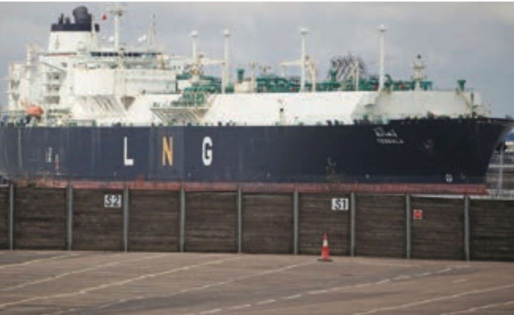 Το 43% του παγκόσμιου εμπορίου ουρίας βρίσκεται σε κίνδυνο λόγω της σύγκρουσης στη Μέση Ανατολή • Έλληνας Αγρότης