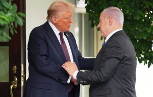 «Σύννεφα» στις σχέσεις ΗΠΑ-Ισραήλ: Ο Τραμπ σόκαρε τον Νετανιάχου με την «απαγόρευση» να βομβαρδίζει τον Λίβανο