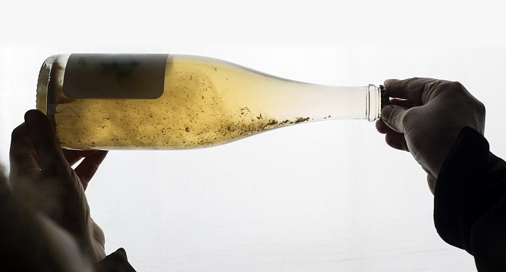 Η προγονική μέθοδος αφρώδους κρασιού επιστρέφει με επιστημονική δικαίωση